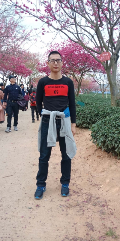 小梁的第二张照片--建宁征婚网