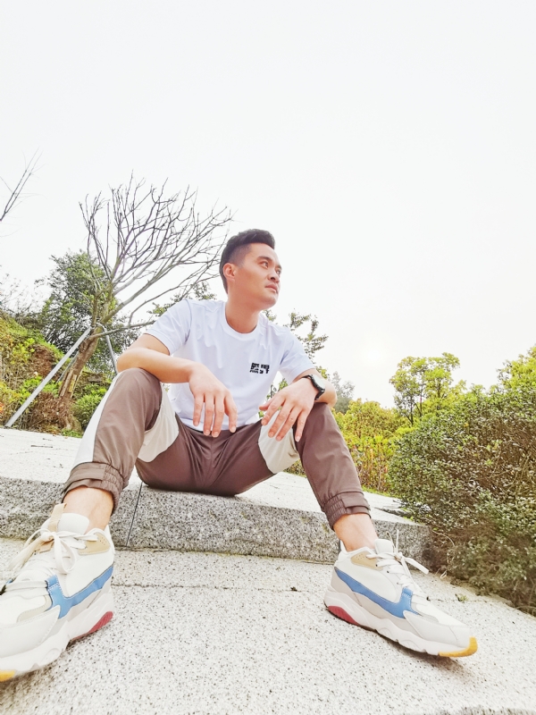 一个人，干净利落的第一张照片--建宁征婚网