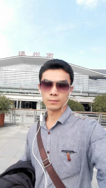 错把真心喂了狗的第三张照片--建宁征婚网