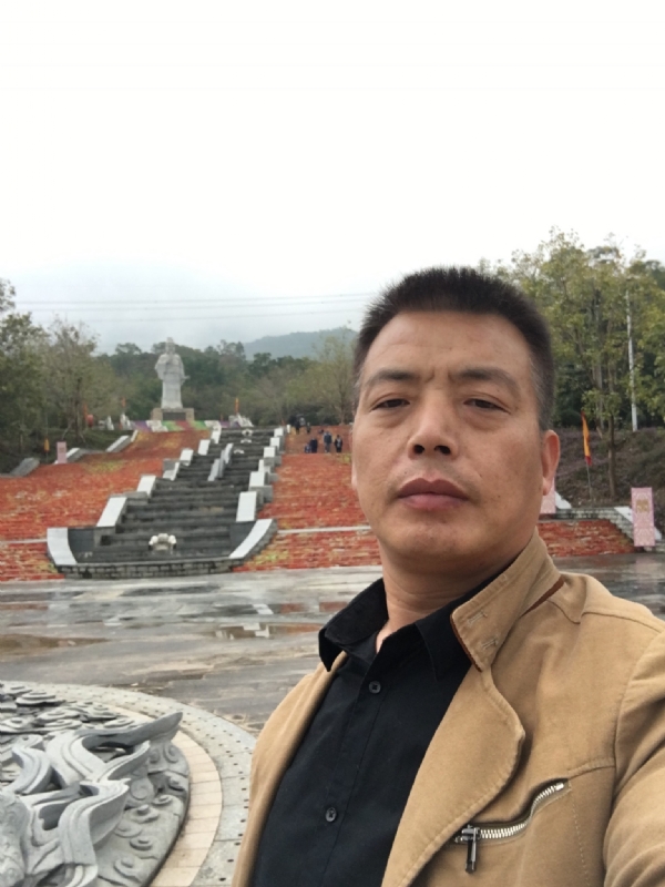 开心的松鼠的第一张照片--建宁征婚网