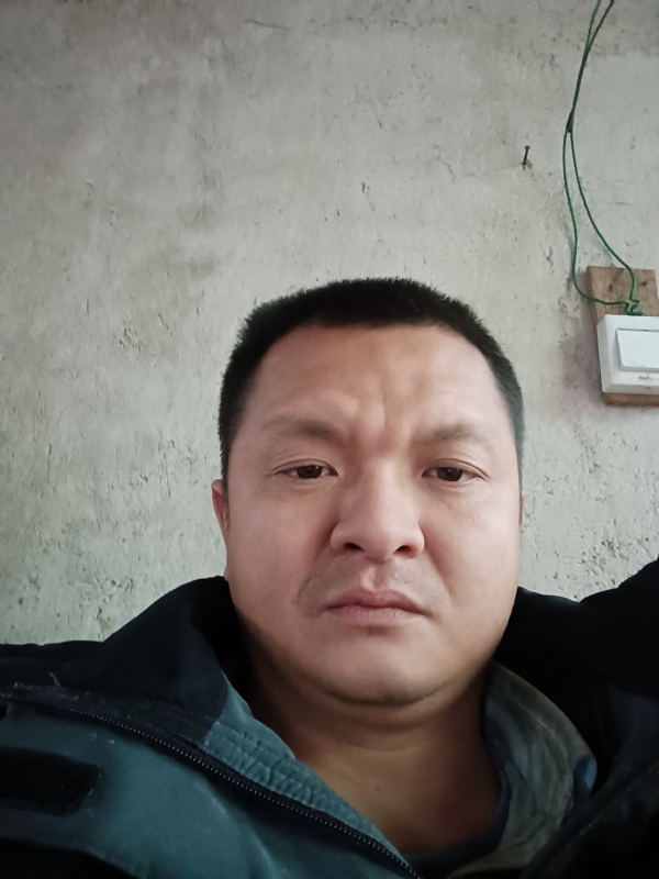 兰成龙的第二张照片--建宁征婚网