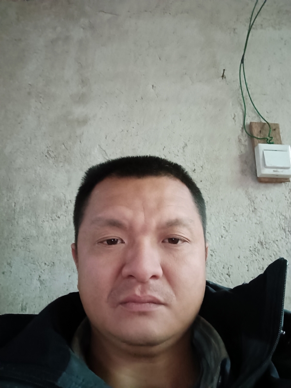 兰成龙的第三张照片--建宁征婚网