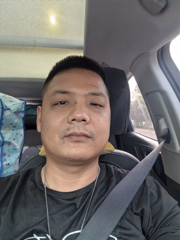 卖电池的大叔的第一张照片--建宁征婚网